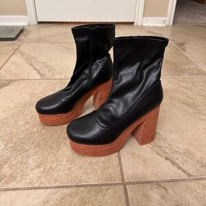 Lulu’s Linus Black Platform Ankle Booties